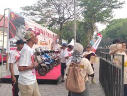 Prabowo-Gibran Tampilkan Popularitas di Jalan Sehat Sumpah Pemuda Makassar dengan Gambar