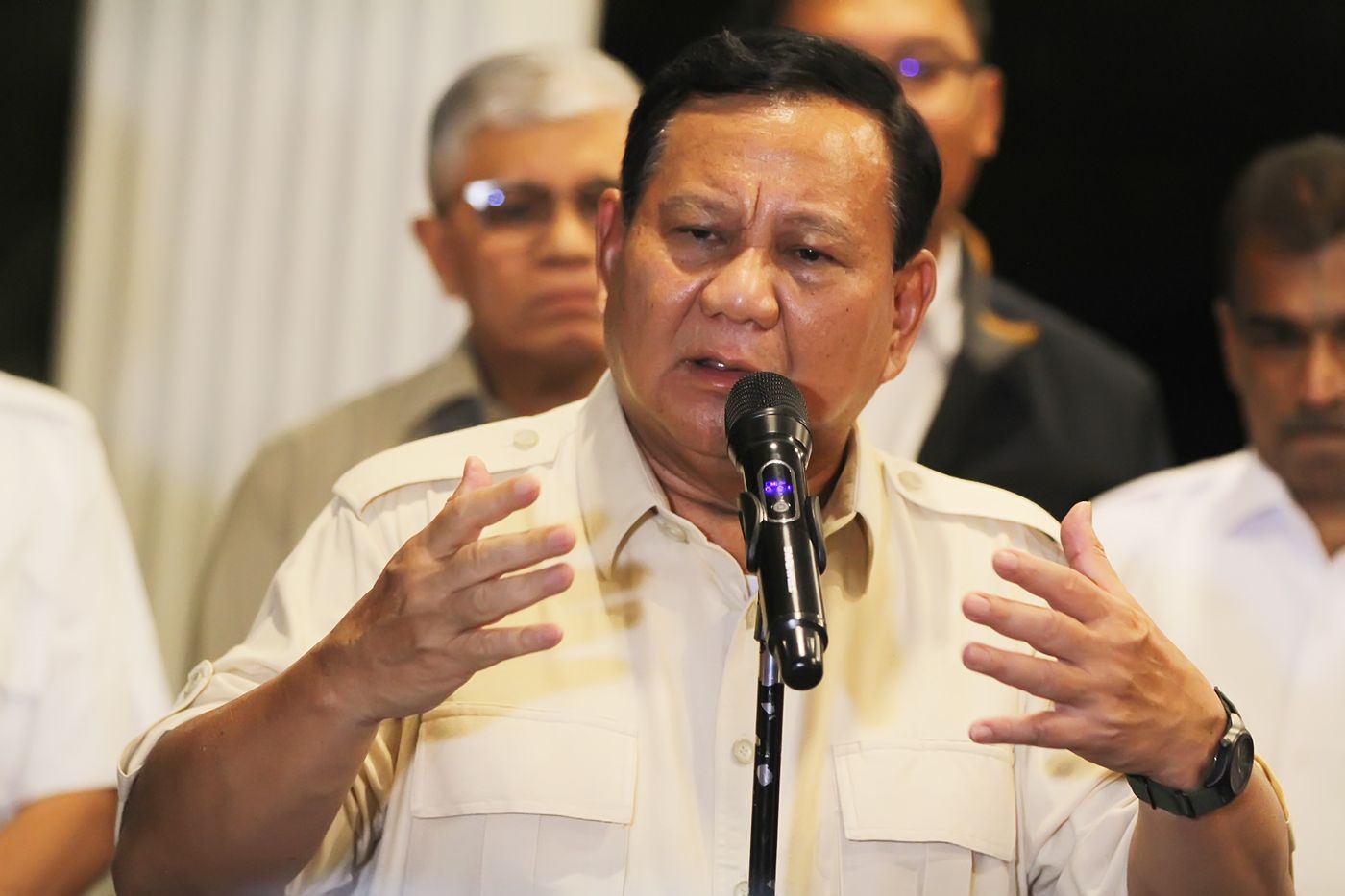 Dilema Prabowo setelah Gibran Mencuat sebagai Cawapres setelah Mendapatkan Restu Golkar