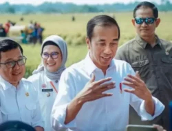 Mengubah Judul: Tanda Gestur Kepala Jokowi Mengisyaratkan Kepada Demokrat Untuk Mendapatkan Jatah Menteri dalam Reshuffle Pekan Ini