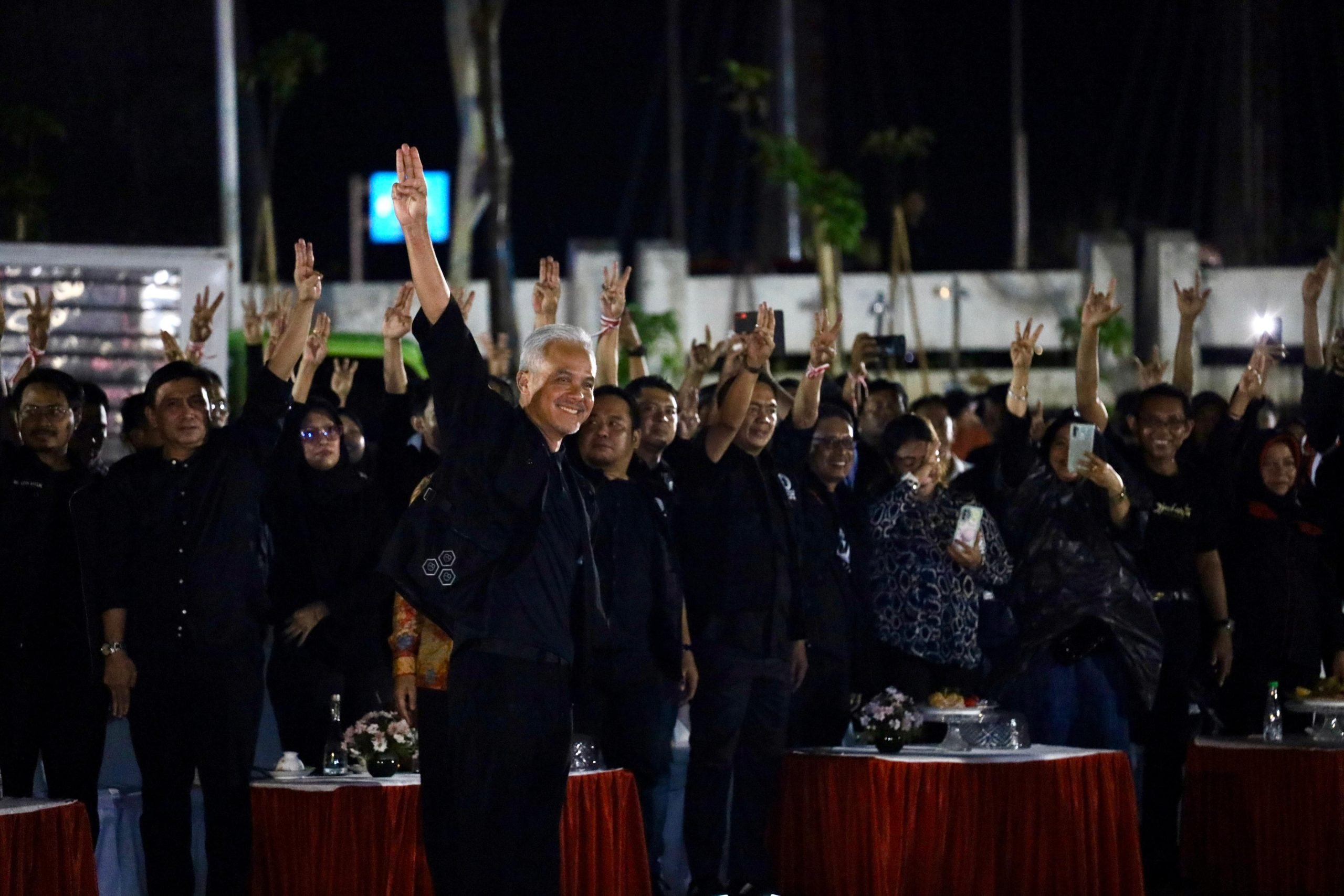 Ganjar Mengenang Peristiwa 98 dan Melantik Tim Pemenangan di Sulsel