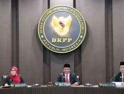 Terima Pencalonan Gibran, Tim Pembela Demokrasi Indonesia 2.0, Minta DKPP Mengeluarkan Komisioner KPU