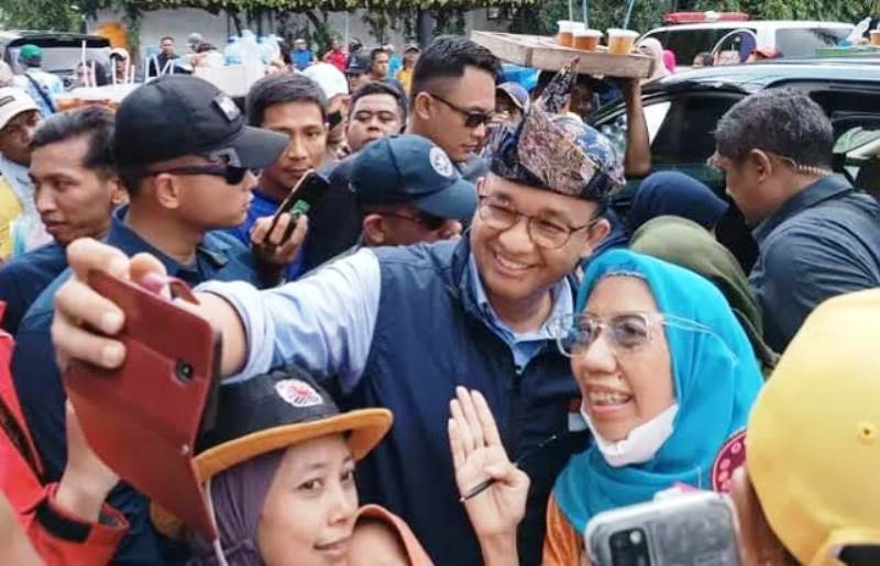 Anies Baswedan Mengajarkan Kepada Aparat yang Dipaksa Atasan Mendukung Calon Tertentu di Pilpres 2024 Bagaimana Seharusnya Bertindak