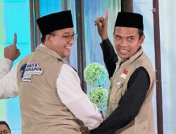 Debat Capres: UAS Mengomentari Pembacaan Doa dan Berkelakar Mengenai Telunjuk Saat Duduk Tasyahud