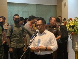 Tito Karnavian Tidak Netral, Memecat Bupati Kampar, Muhammad Firdaus