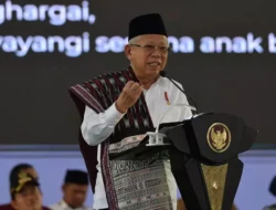 Ma’ruf Amin Meminta Calon Presiden dan Calon Wakil Presiden untuk Bersaing dalam Kampanye Pilpres 2024 dengan Ide-Ide Substansial, Bukan Hanya Gimmick