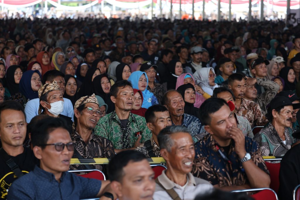 Prabowo Terkesan dengan Acara Kementan-Kemhan yang Dihadiri 60.000 Petani dan Peternak: Kalian adalah Patriot Sejati