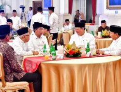 Kedekatan Prabowo Subianto dan Jokowi saat Berbuka Bersama di Istana Negara