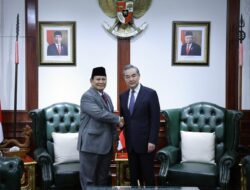 Prabowo Subianto Receives Chinese Foreign Minister, Celebrated as President-Elect with Record-Breaking Votes