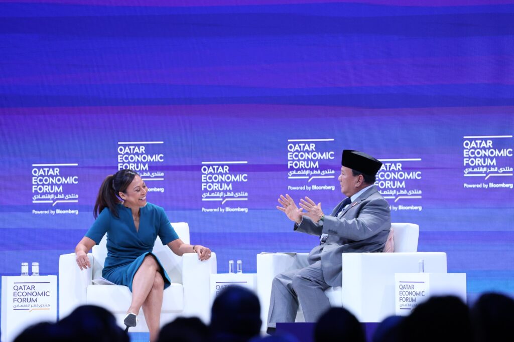 Prabowo Subianto Memberikan Jawaban Komprehensif tentang Demokrasi dalam Kepemimpinannya, Dapat Meraih Apresiasi di Qatar Economic Forum