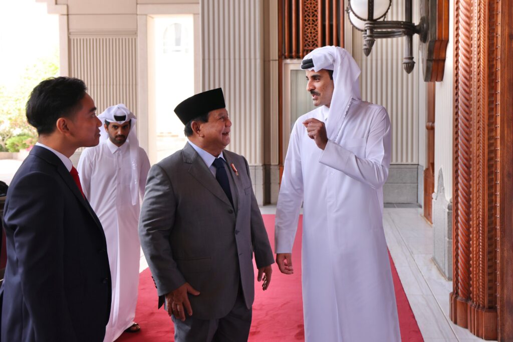 Prabowo Subianto and Gibran Rakabuming Raka Hold Meeting with Emir of Qatar and Qatar PM, Discuss Collaboration and Gaza Assistance