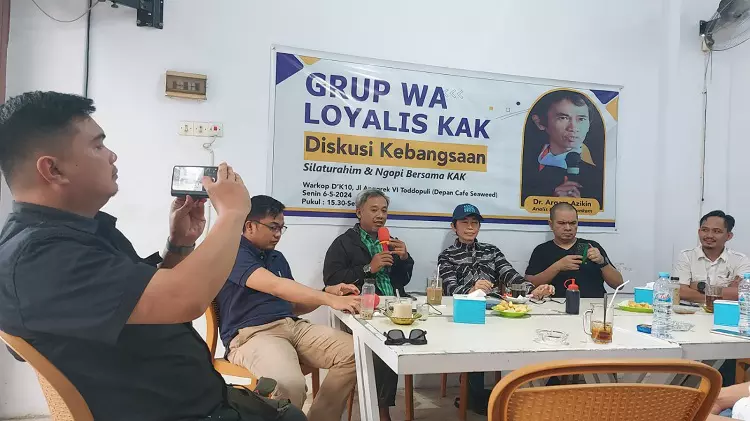 Arqam Azikin Menyampaikan Pentingnya Demokrasi Politik Bukan Hanya Sebatas Dekorasi Politik