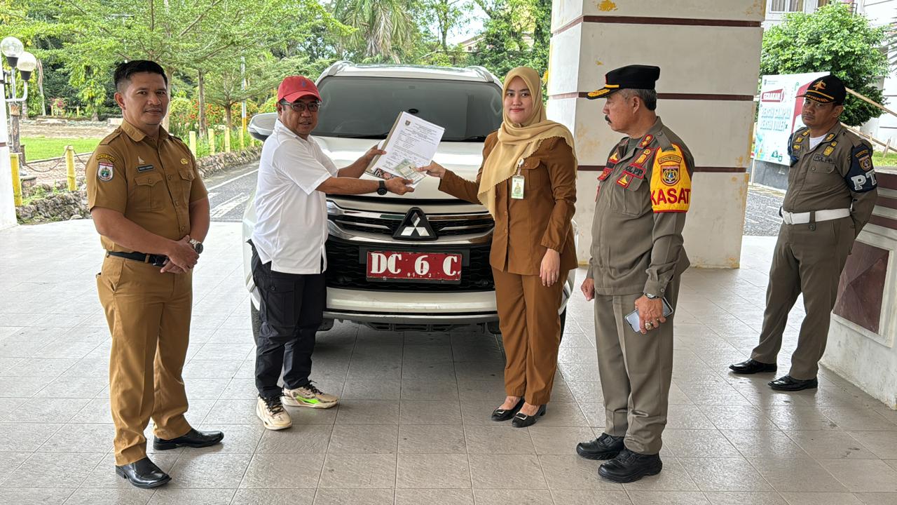 Kembali Kendaraan Dinas Setelah Pensiun, Bebas Manggazali Langsung