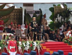 Prabowo Subianto and President Jokowi Share Warm Moments at 79th RI Independence Day Ceremony