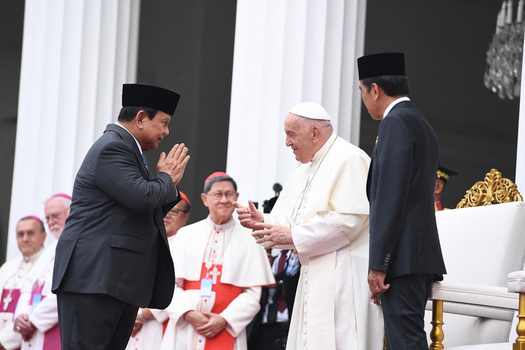 Prabowo Subianto Commemorates Handshake with Pope Francis: “Indonesia’s Diversity and Harmony are a Blessing”