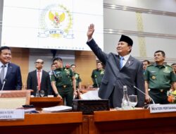 Prabowo Subianto Says Goodbye and Apologizes in Last DPR Meeting: Bigger Duties Ahead of Us