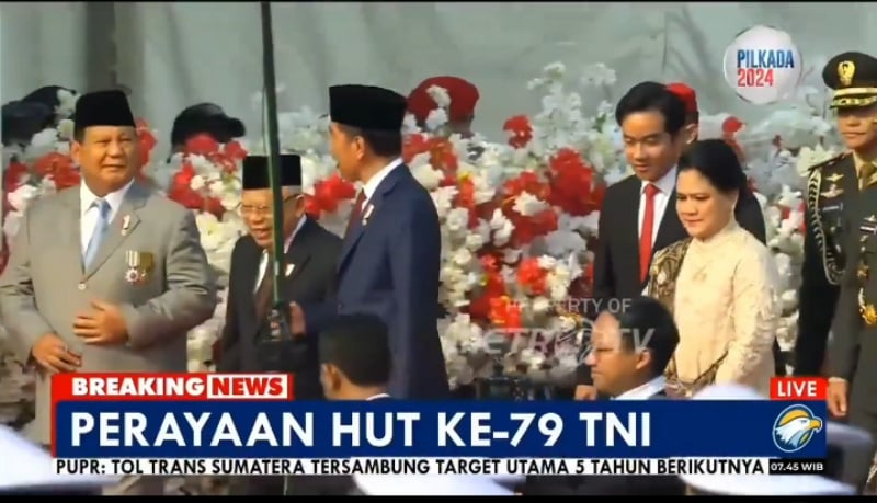 Prabowo dan Gibran Disorot setelah Terlihat Kembali di HUT TNI, Dokter Tifa Menyebut Dia Membetulkan Dasi sebagai Tanda Gelisah