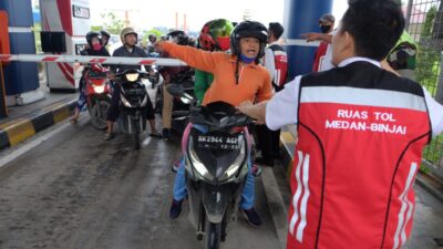 “Exploring Motorcycle-Friendly Countries on Toll Roads” (59 karakter)