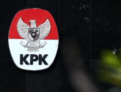 KPK Tahan Bupati Situbondo Suswandi: Penemuan Menjanjikan