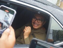 Kepala PDIP Belum Retreat Berseragam: Temuan Menarik