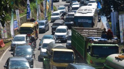 Solusi Macet Jalur Nagreg: Tips Mengatasi Kendaraan Mengular