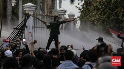 25 Korban Kekerasan Aparat di Demo UU TNI: Sebuah Sorotan