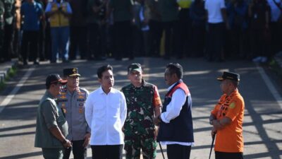 Peninjauan Lokasi Bencana Banjir-Longsor Sukabumi: Analisis Gibran