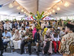 Istana Bagikan 5.000 Bingkisan di Open House Prabowo: Kegembiraan Warga!