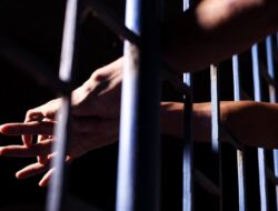 Tahanan Polres Lahat Kabur dengan Obeng: Kisah Melarikan Diri yang Berani