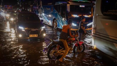 Banjir Jakarta: 6 RT dan 2 Ruas Jalan Kepung – Solusi dan Langkah Pemulihan