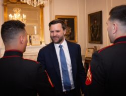 JD Vance: Rusia Tuntut Terlalu Banyak, AS Ancam Mundur dari Negosiasi