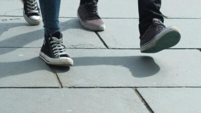 Jalan Kaki 7.000 Langkah/Hari: Reduksi Risiko Kanker