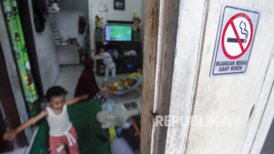 Dokter Ungkap Risiko Asap Rokok Sekitar