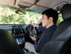 8 Tips Eco Driving Hemat BBM: Teknik Berkendara Efisien