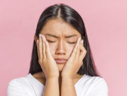 Kenapa Harus Pakai Sunscreen? Dokter Ingatkan Tentang Bahayanya