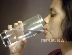 Pentingnya Minum Air Putih di Musim Kemarau: Bahayanya!