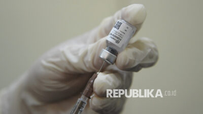 Alasan Medis Vaksin Polio Wajib Haji Tahun Ini