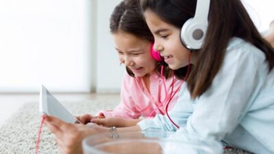 Manfaat Musik untuk Anak: Tenangkan dan Latih Motorik