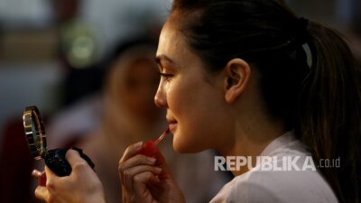Luna Maya Berbagi Rahasia Kulit Sehat, Coba Tipsnya!