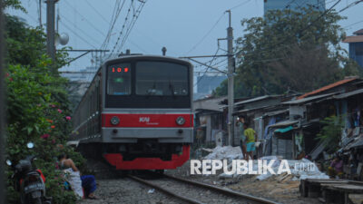 Pakar Kesehatan Dukung Kereta Api Tanpa Rokok
