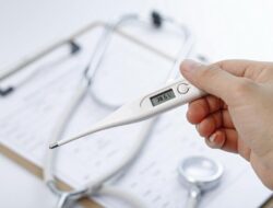 Tips Dokter Mengatasi Demam Hari Pertama Tanpa Obat