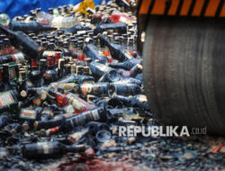 Studi Terbaru: Alkohol dan Minuman Manis Terkait dengan Kerontokan Rambut