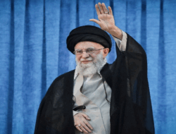 Tantangan Khamenei Terhadap Ancaman Trump di Tengah Protes dan Krisis Ekonomi Iran